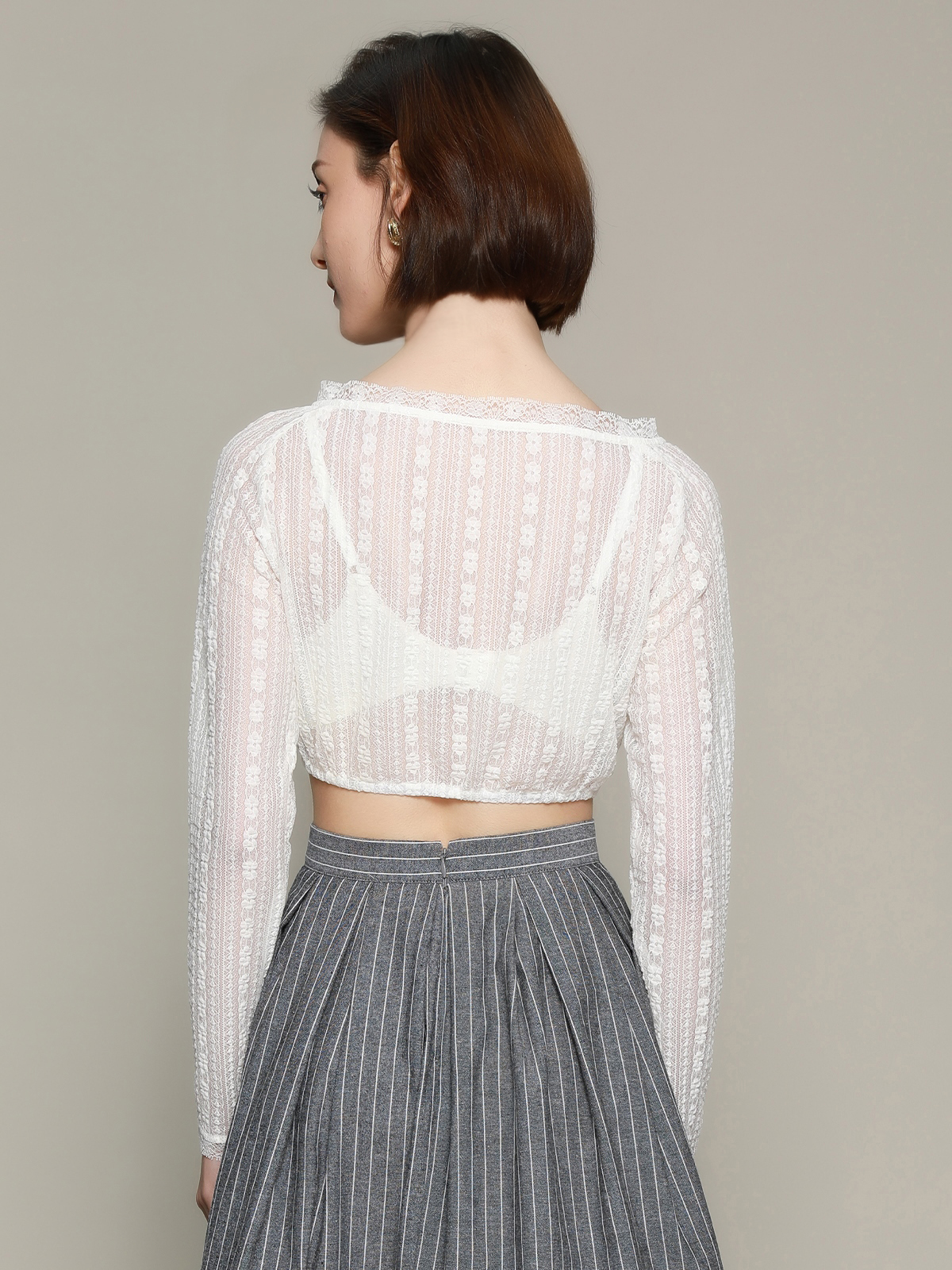 Elegante weiße Dirndlbluse