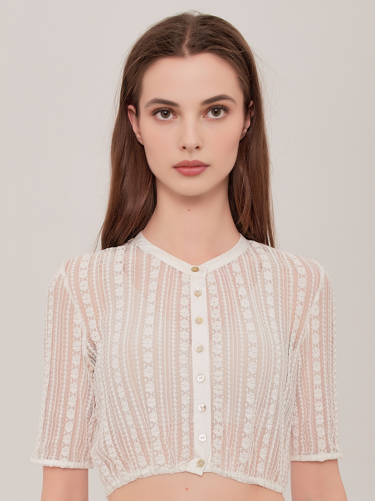 Dirndl mit weißer Bluse – zeitlos elegant