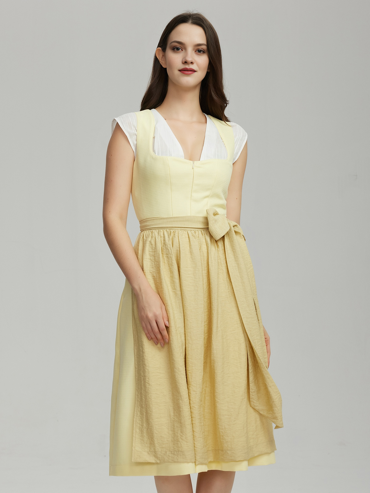 Dirndl in Gelb – ein moderner Look mit traditionellem Charme